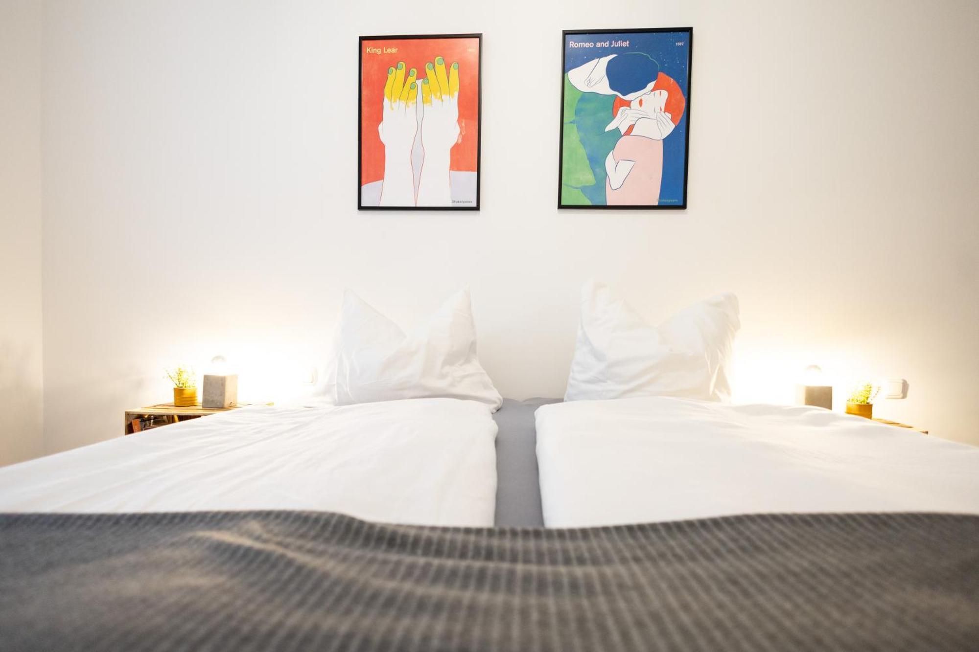 Apartments Am Neuen Theater - Altstadt - Zentral - Kueche - Wifi - Powered By Ko-Living Halle  Exterior foto